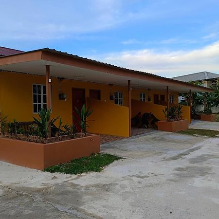 Alfa Roomstay Pantai Cenang  Exteriör bild